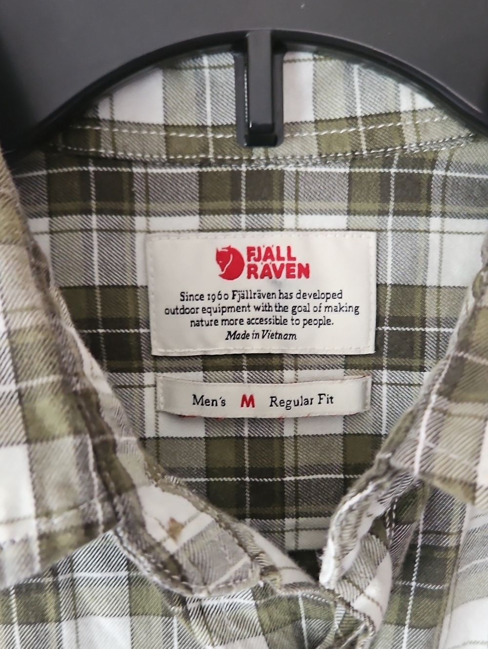 Fjall Raven Men’s Olive Green Plaid Short-Sleeve Shirt Medium - Picture 2 of 4